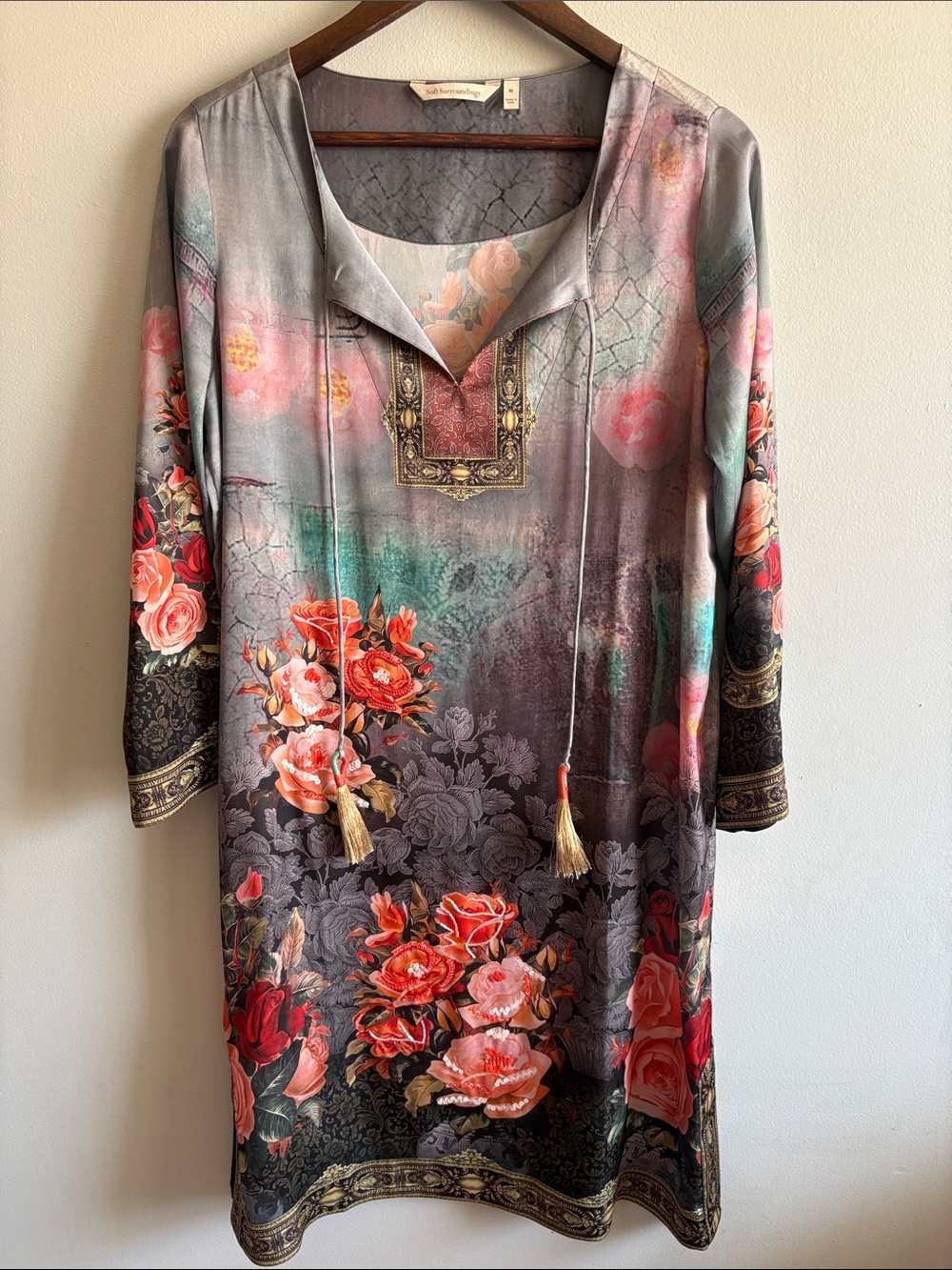 Soft Surroundings Boho Floral Tunic Dress M Beaded Roses Tassel Tie Artwear